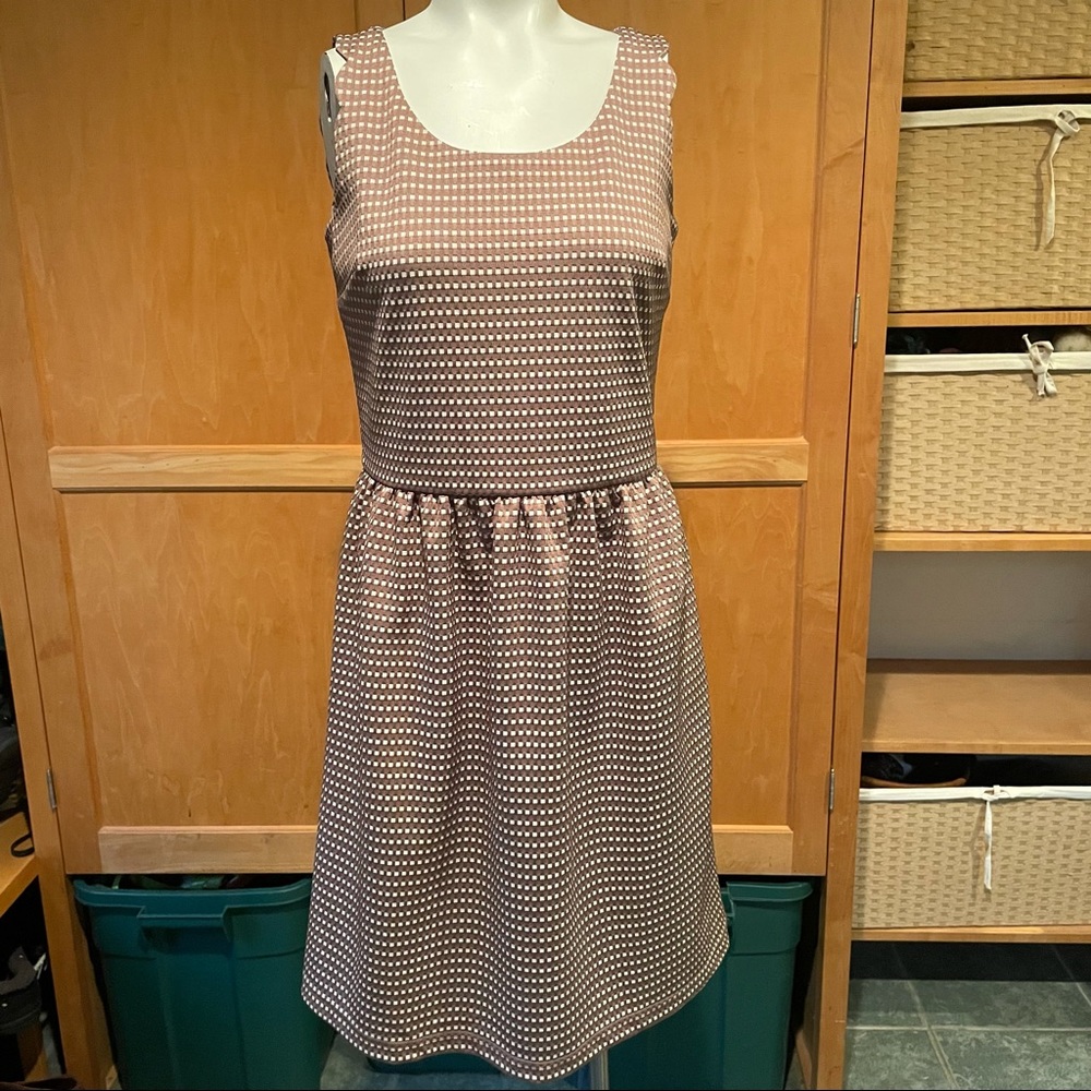 LOFT summer dress with scalloped edge on arms